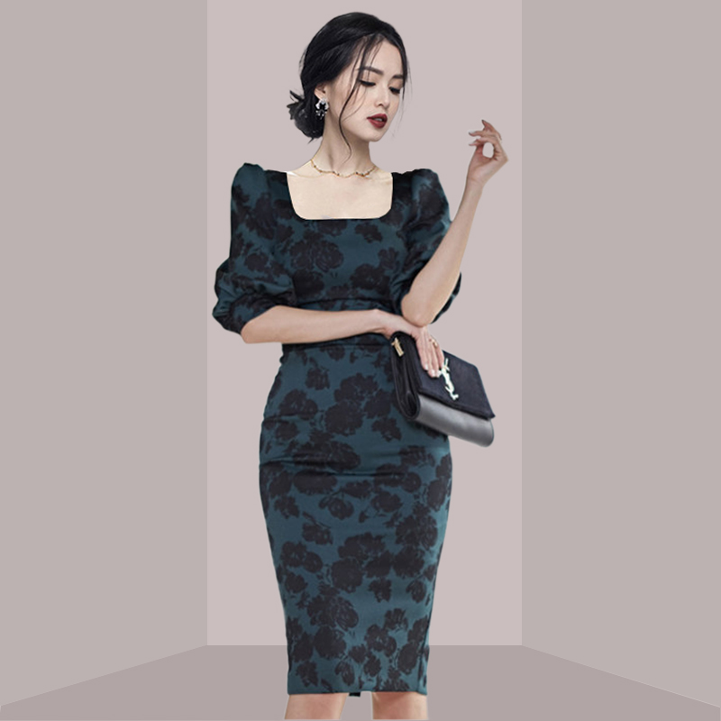 ชุดเดรสยาวระดับกลาง ลายดอกไม้  - French Vintage Floral Midi Dress บทวิจารณ์และราคา